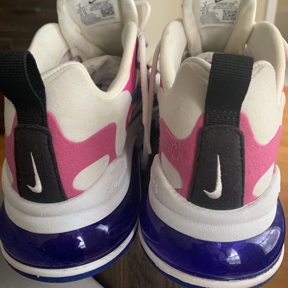 Nike Air Max 270 - Picture 3 of 5